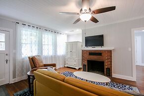 Historic Home for 7 with Apartment