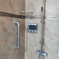 Fisherman's Point Ocean View Hotel