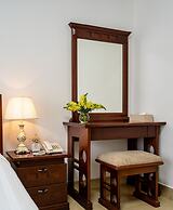 LILA Hotel & Apartments