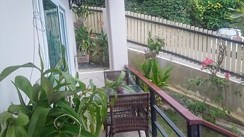 Peaceful 1 BR home in private residence