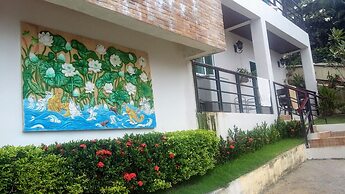 Peaceful 1 BR home in private residence