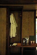 Amaya Retreat