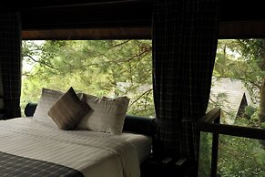 Amaya Retreat