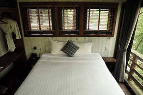 Amaya Retreat