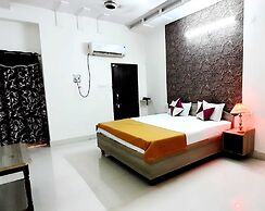 Hotel Santosh