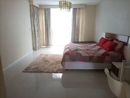Spacious Executive Holiday Apartment In Bulawayo
