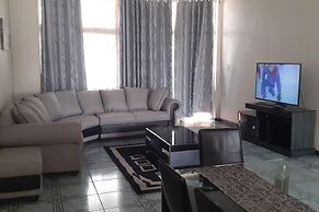 Spacious Executive Holiday Apartment In Bulawayo