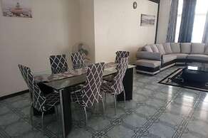 Spacious Executive Holiday Apartment In Bulawayo