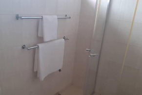 Spacious Executive Holiday Apartment In Bulawayo