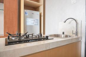 Nice And Comfort 1Br At The Wave Kuningan Apartment