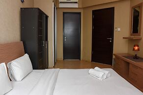 Comfortable 1Br At Gandaria Heights Apartment