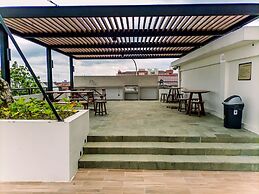 Cozy Studio Room At Barsa City Apartment