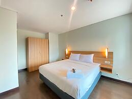 Spacious 2Br Apartment At El Royale Near Bip