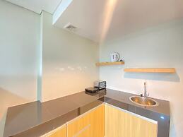 Spacious 2Br Apartment At El Royale Near Bip