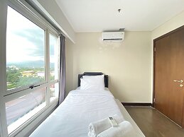 Spacious 2Br Apartment At El Royale Near Bip