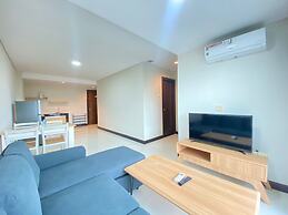 Spacious 2Br Apartment At El Royale Near Bip