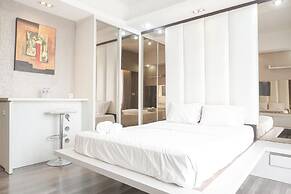 Minimalist And Cozy Studio At Ambassade Kuningan Apartment