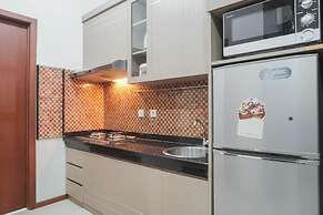 Special 1Br Direct Pool Access At Thamrin Residence