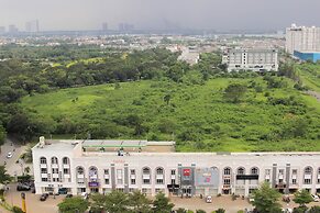 Cozy Studio At Monroe Tower Apartment