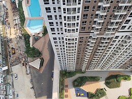 Fancy And Nice Studio At Tokyo Riverside Pik 2 Apartment