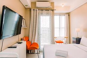 Best Deal And Comfy Studio At Transpark Bintaro Apartment