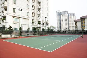 Comfy 1Br At Bellezza Apartment