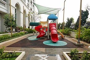 Comfy 1Br At Bellezza Apartment