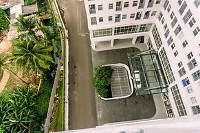 Minimalist 2Br Apartment At Serpong Garden Near Train Station