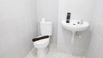 Modern And Homey 2Br At Puncak Kertajaya Apartment