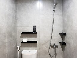 Minimalist And Cozy 2Br At La Hub City Apartment