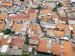 Minimalist And Cozy 2Br At La Hub City Apartment