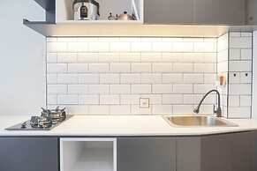 Cozy Studio At Tifolia Apartment