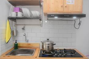 Comfy And Strategic 2Br At Bassura City Apartment