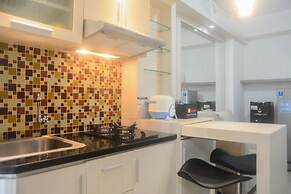 Comfort Living 2Br Room At Bassura City Apartment