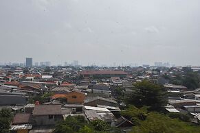 Strategic And Cozy Living 2Br At Bassura City Apartment