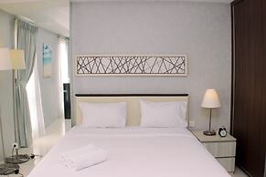 Big And Cozy Studio At Azalea Suites Apartment