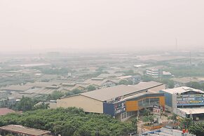 Cozy And Comfort Living 1Br At Oasis Cikarang Apartment