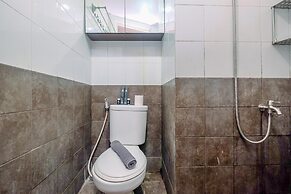 Fancy And Nice Studio At Green Pramuka City Apartment