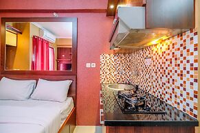 Fancy And Nice Studio At Green Pramuka City Apartment