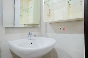 Cozy 1Br Apartment With Workspace At Mustika Golf Residence