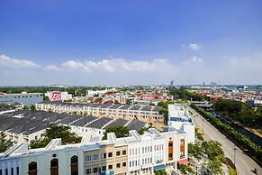 Cozy 1Br Apartment With Workspace At Mustika Golf Residence