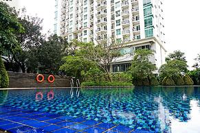 Cozy Studio Apartment At Woodland Park Residence