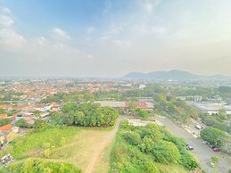 Comfortable 2Br At The Edge Bandung Apartment