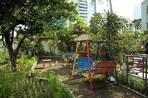 Homey And Nice 2Br At Semanggi Apartment