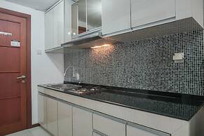 Strategic And Compact Studio Apartment At Royal Mediterania Garden Res