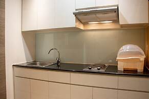 Comfort 2Br Loft Apartment At Maqna Residence