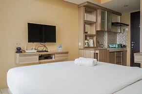 Modern And Relax Studio Room At Serpong Greenview Apartment