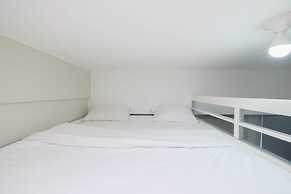 Warm And Restful Studio At Springlake Summarecon Apartment