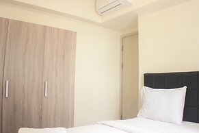 Comfort 1Br With Dining Room At Meikarta Apartment