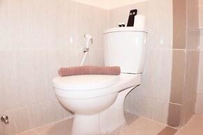 Comfort 1Br With Dining Room At Meikarta Apartment